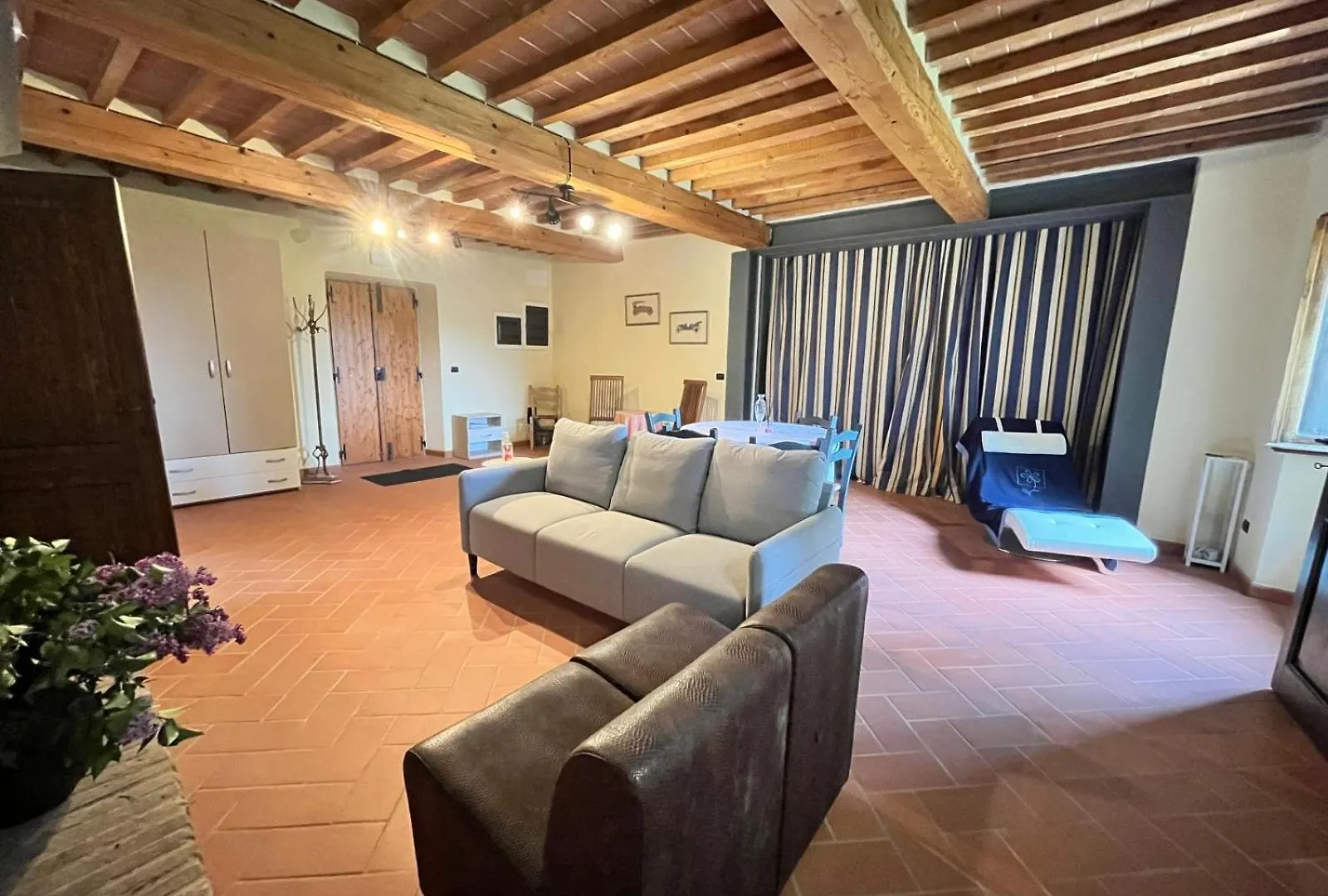 Borgo La Valle Palazzo del Pero 0*,  إيطاليا