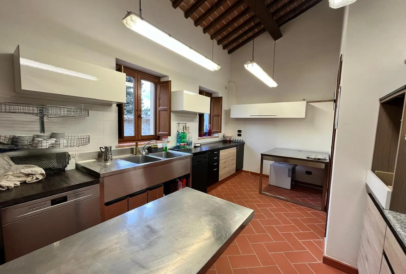 مزرعة للإقامة Borgo La Valle Palazzo del Pero